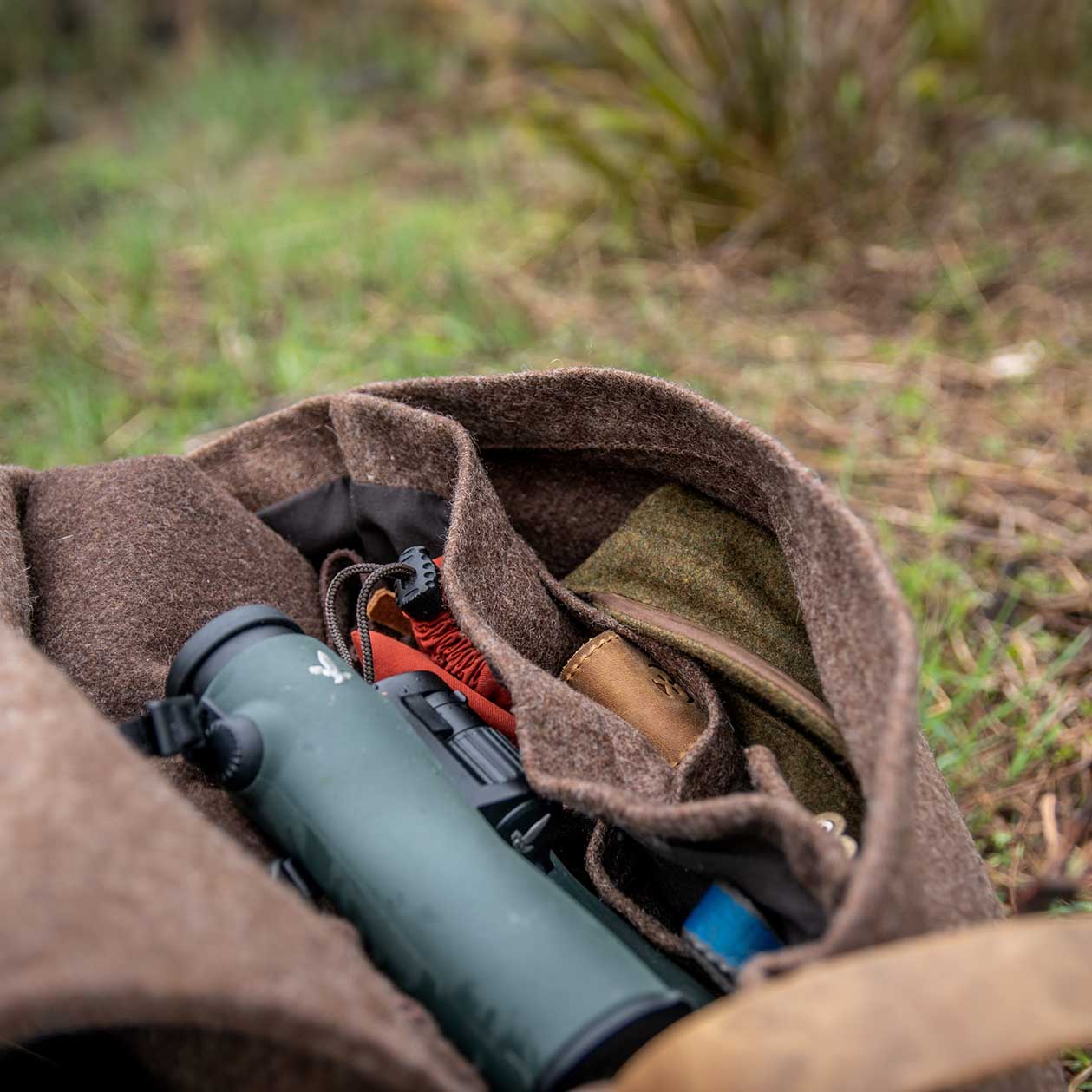 Foto des beispielhaften Inhalts der Tasche